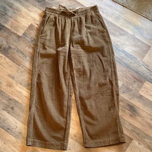 Old Navy Wide Leg Corduroy Pants in Brown